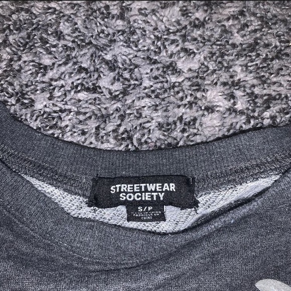 blue notes cropped sweater - Picture 2 of 2